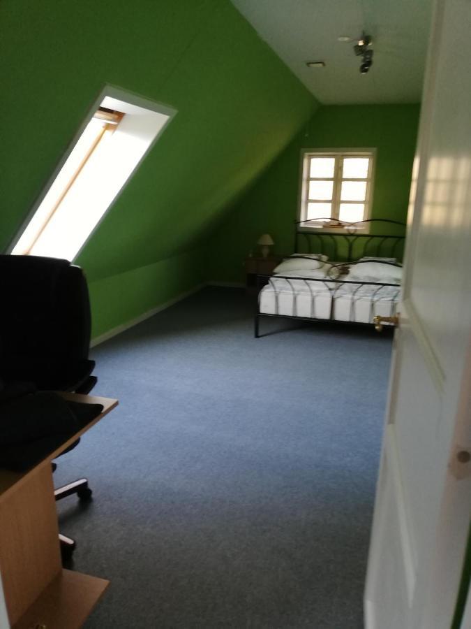 Skovhusets B&B I Gislev Ngoại thất bức ảnh